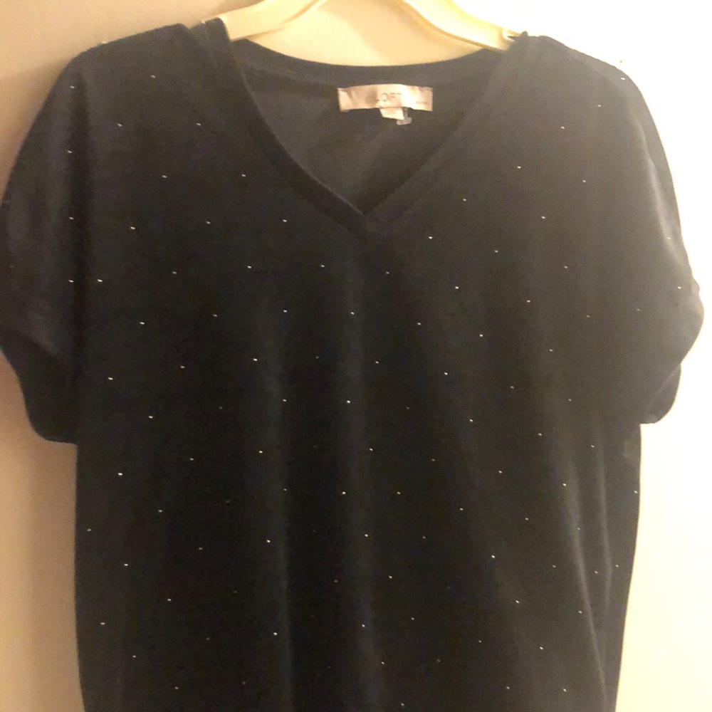Ann Taylor xs petite velvet studded top. So comfy and sexy 😍